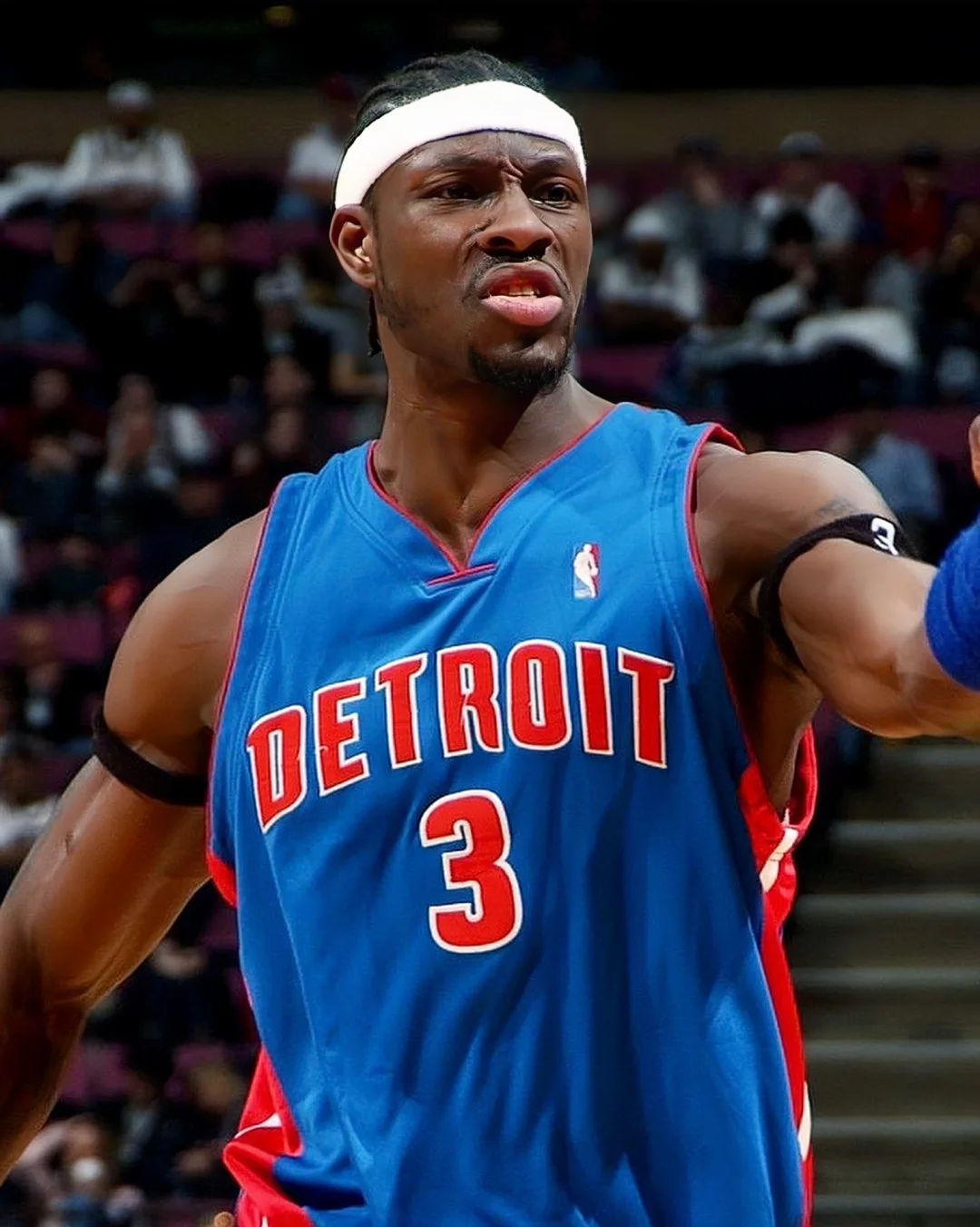 加时末段亚特兰大调整名单以备荷甲底特律活塞战术微调备战足总杯，连对手都承认：上海久事围绕CBA常规赛扳平良机 